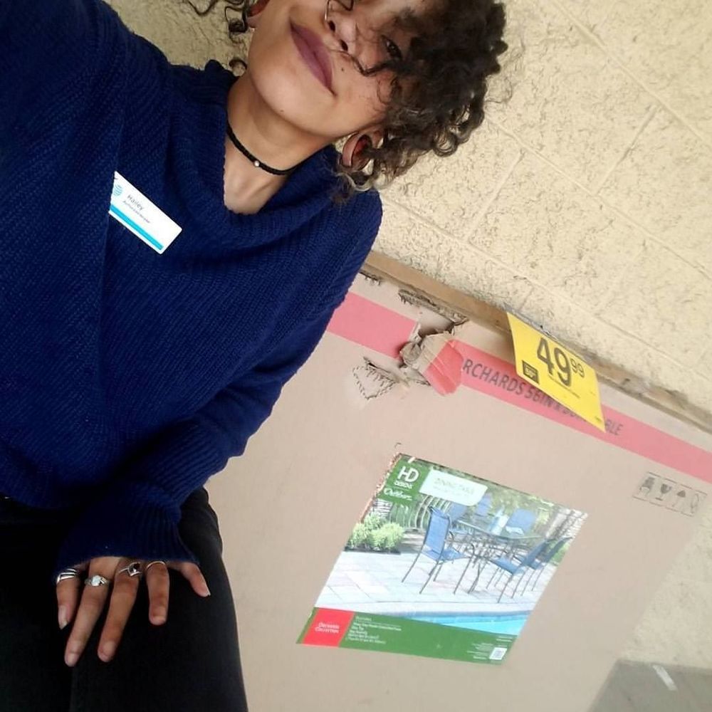 Meet your Posher, Hailey